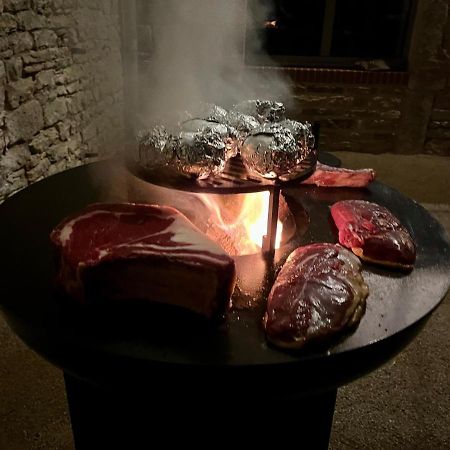 Cote-Et-Vins Gite Du Prieure Шани Екстериор снимка
